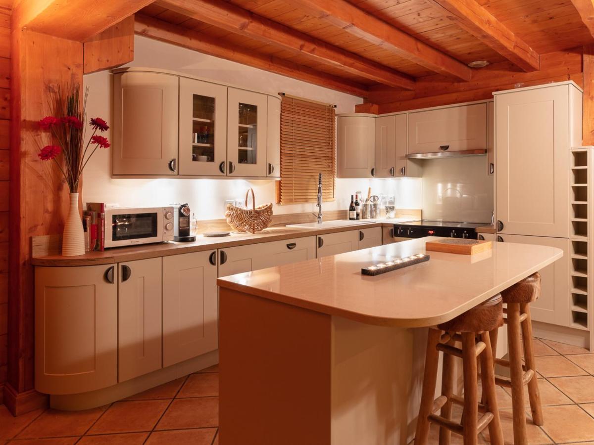 Chalet Rocher ซานต์-โฟย์-ตาฮองเตส ภายนอก รูปภาพ